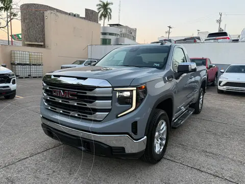 GMC Sierra Cabina Regular SLE 4x4 usado (2024) color Gris precio $920,000