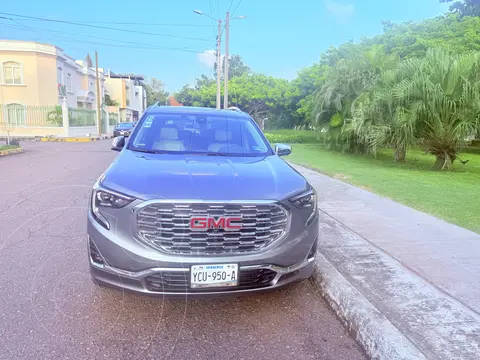 GMC Terrain Denali usado (2019) color Gris precio $390,000