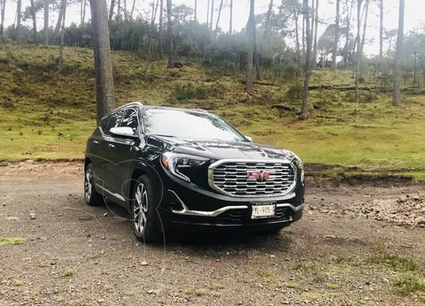 GMC Terrain Denali usado (2019) color Negro precio $370,000