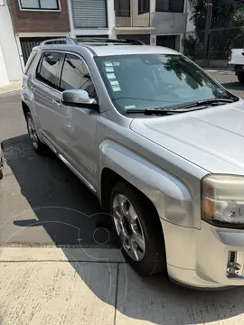 GMC Terrain Denali usado (2015) color Plata precio $215,000