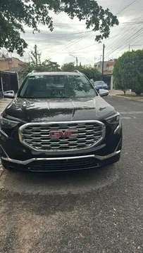 GMC Terrain Denali usado (2020) color Negro precio $380,000