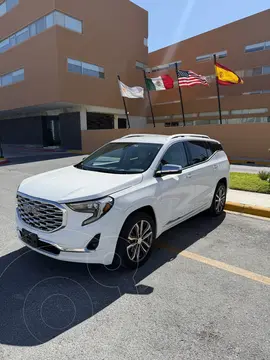 GMC Terrain Denali usado (2018) color Blanco precio $268,000