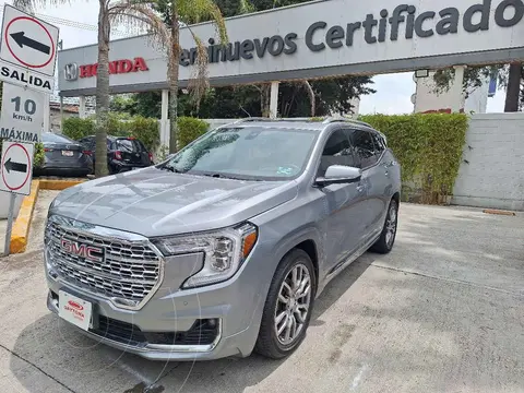 GMC Terrain Denali usado (2023) color Gris precio $498,000
