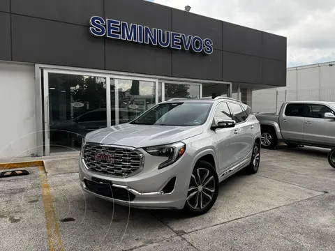 GMC Terrain Denali usado (2021) color plateado financiado en mensualidades(enganche $120,780 mensualidades desde $13,560)