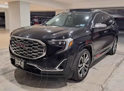 GMC Terrain Denali usado (2018) color Negro precio $379,900