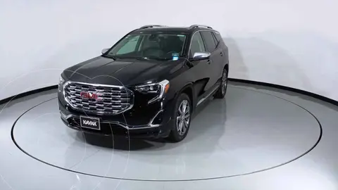 GMC Terrain Denali usado (2018) color Negro precio $564,999