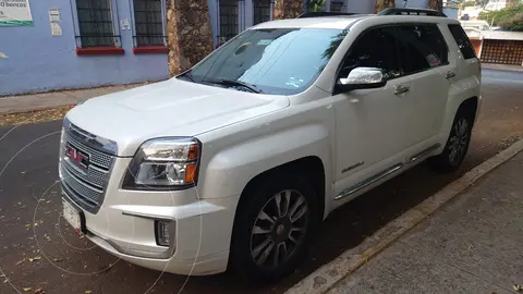 GMC Terrain Denali usado (2017) color Blanco precio $333,000