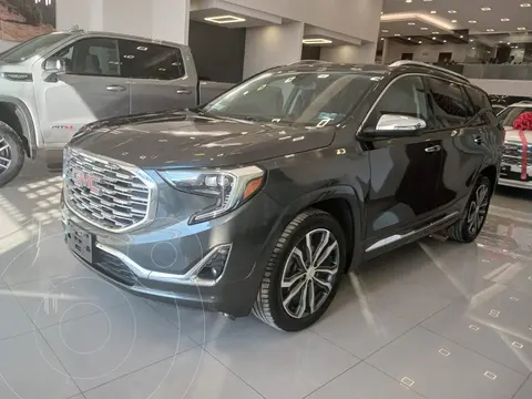 GMC Terrain Denali usado (2018) color Gris Oscuro precio $395,000