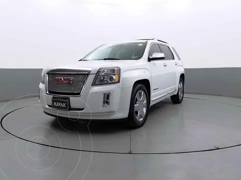 GMC Terrain Denali usado (2014) color Negro precio $266,999
