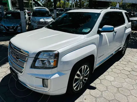 GMC Terrain Denali usado (2016) color Blanco precio $297,000