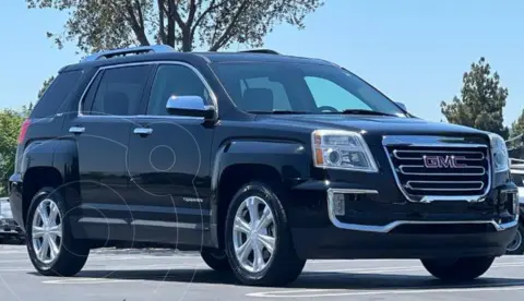 GMC Terrain SLT usado (2016) color Negro Carbon precio $240,000