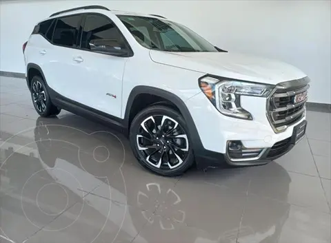 GMC Terrain AT4 usado (2022) color Blanco precio $628,000