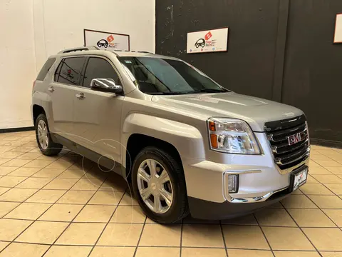 GMC Terrain SLT usado (2017) color Plata precio $293,500