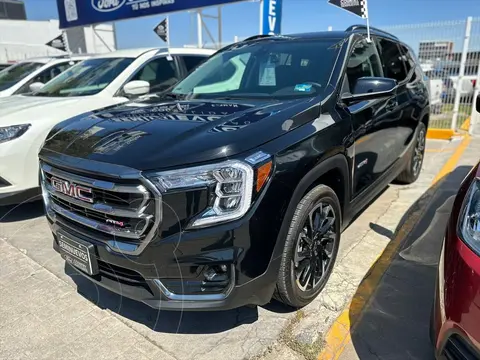 GMC Terrain AT4 usado (2022) color Negro precio $710,000