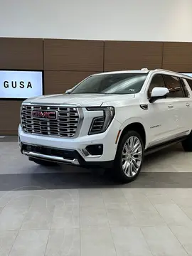 GMC Yukon Denali XL usado (2025) color Blanco precio $2,060,000