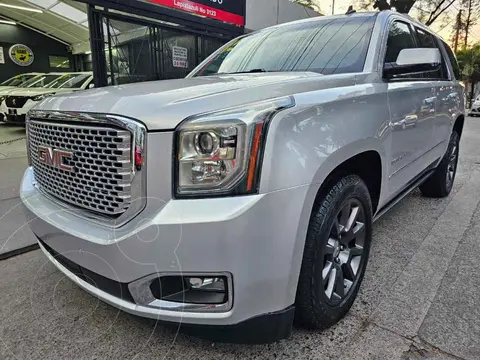 GMC Yukon Denali AWD usado (2015) color Plata precio $539,900