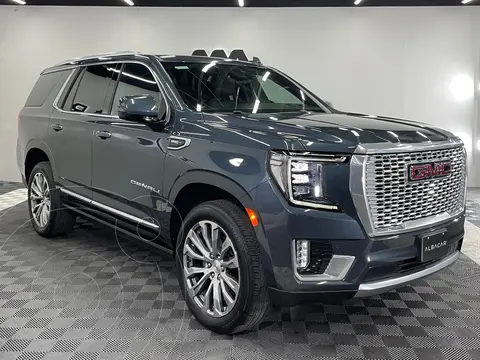 GMC Yukon Denali usado (2021) color Gris precio $1,099,999