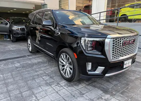 GMC Yukon Denali XL usado (2023) color Negro financiado en mensualidades(enganche $468,660 mensualidades desde $31,225)