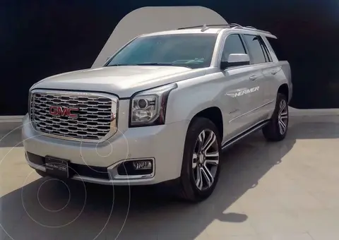 GMC Yukon Denali 8 Vel AWD usado (2018) color Plata precio $729,900