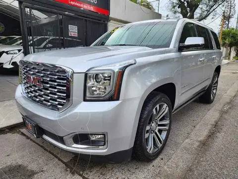 GMC Yukon Denali 8 Vel AWD usado (2019) color Plata financiado en mensualidades(enganche $273,018 mensualidades desde $16,973)