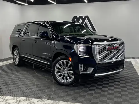 GMC Yukon Denali XL usado (2023) color Negro financiado en mensualidades(enganche $349,980 mensualidades desde $38,895)