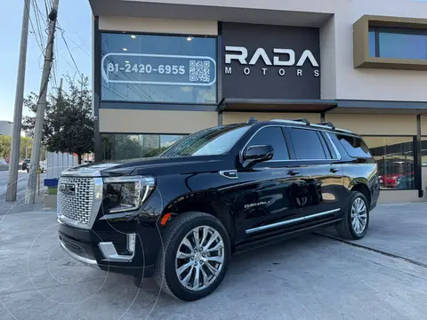 GMC Yukon Denali XL usado (2023) color Negro precio $1,590,800