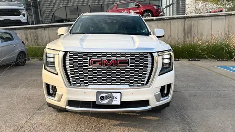GMC Yukon Denali XL usado (2022) color Blanco precio $1,140,000