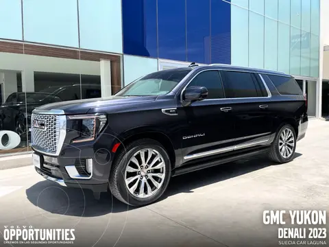 GMC Yukon Denali usado (2023) color Azul precio $1,350,000
