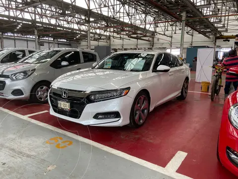 Honda Accord Touring usado (2018) color Blanco financiado en mensualidades(enganche $103,000 mensualidades desde $14,750)