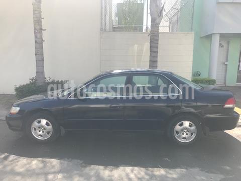 foto Honda Accord EX-R 3.0L V6 usado (2001) color Negro precio $45,000