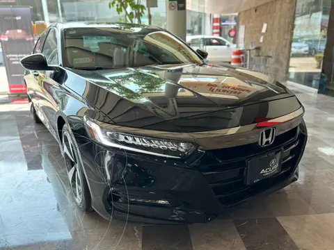 Honda Accord Touring usado (2019) color Negro precio $486,000