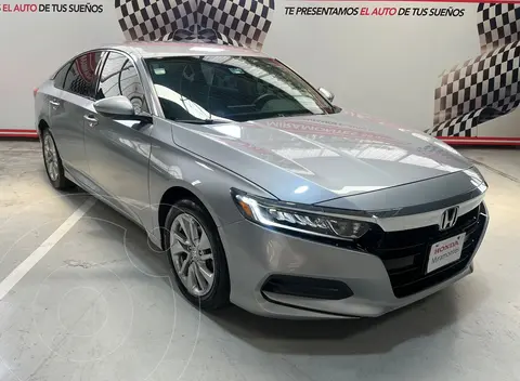 Honda Accord EX usado (2018) color Plata financiado en mensualidades(enganche $42,000 mensualidades desde $11,873)