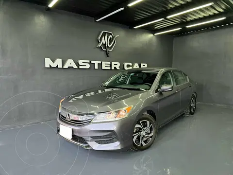 Honda Accord LX usado (2016) color Gris Oscuro precio $238,000