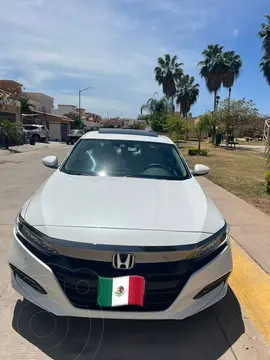 Honda Accord Touring usado (2018) color Blanco precio $410,000