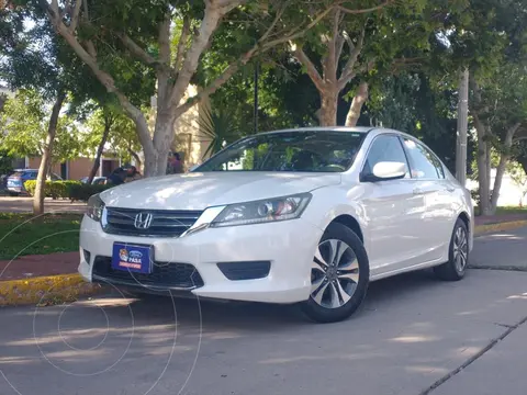 Honda Accord LX usado (2015) color Blanco precio $245,000