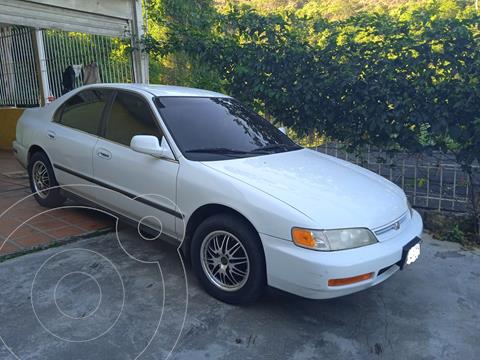 Honda Accord EX 3.0L Aut usado (1997) color Blanco precio u$s3.000