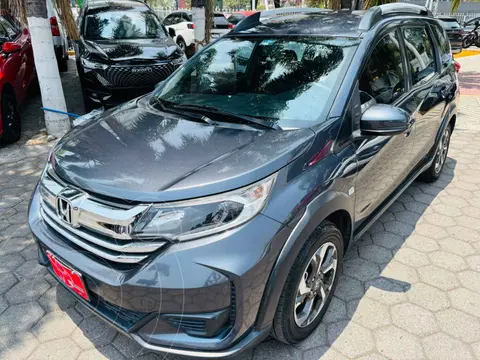 Honda BR-V Uniq usado (2022) color Gris precio $317,000