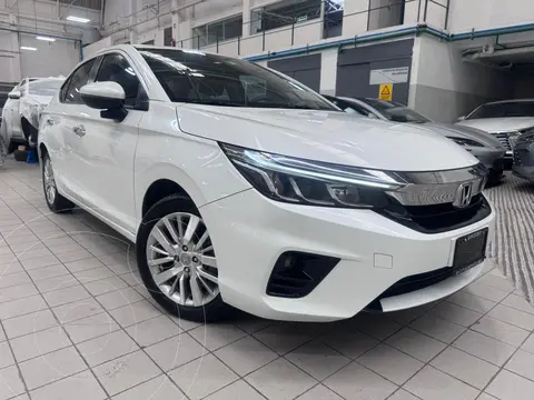 Honda City Prime Aut usado (2023) color plateado financiado en mensualidades(enganche $142,078 mensualidades desde $6,104)