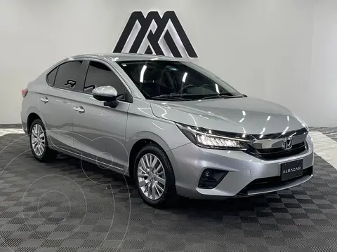 Honda City Touring usado (2023) color plateado precio $367,999