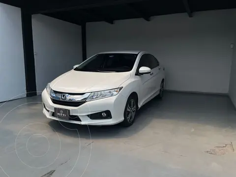 Honda City EX 1.5L Aut usado (2017) color Blanco financiado en mensualidades(enganche $51,800)