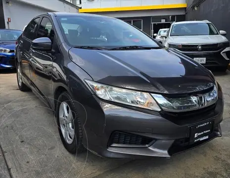 Honda City LX 1.5L usado (2017) color plateado financiado en mensualidades(enganche $43,200 mensualidades desde $4,990)