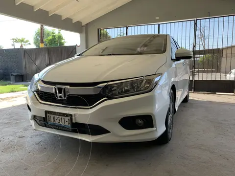 Honda City EX 1.5L Aut usado (2019) color Blanco precio $235,000