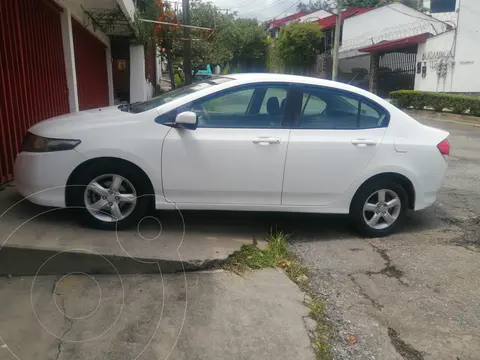 Honda City EX 1.5L usado (2010) color Blanco precio $125,000