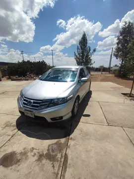 Honda City EX 1.5L usado (2013) color Plata precio $175,000