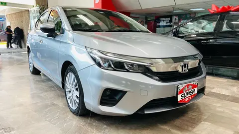 Honda City Prime Aut usado (2022) color plateado financiado en mensualidades(enganche $126,369 mensualidades desde $6,793)