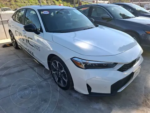 Honda Civic Hybrid Touring usado (2025) color Blanco Platino precio $669,000