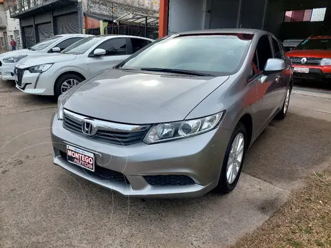 Honda Civic 1.8 LXS usado (2014) color Plata Alabastro precio u$s14.300