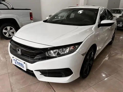 Honda Civic 2.0 EX Aut usado (2017) color Blanco precio $11.900.000
