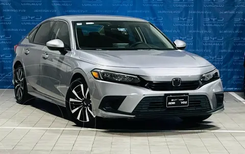Honda Civic i-Style usado (2022) color plateado financiado en mensualidades(enganche $158,756 mensualidades desde $6,820)