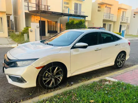 Honda Civic Touring Aut usado (2020) color Blanco precio $370,000